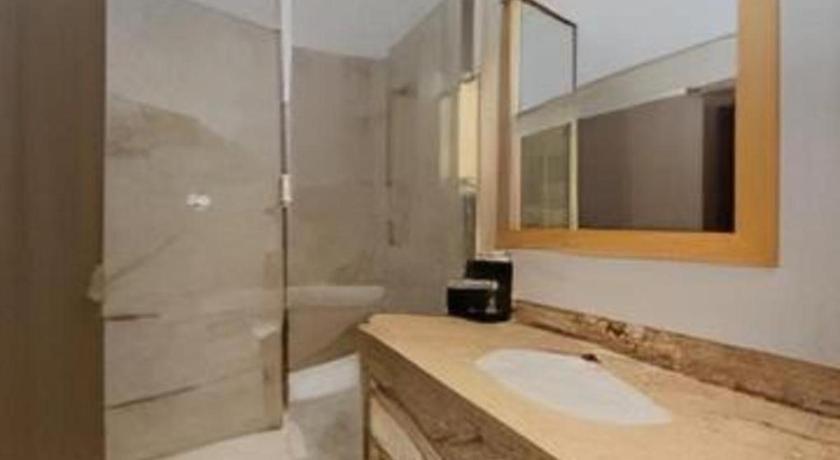 Yitel Hongqiao Railway Station National Convention And Exhibition Center Hotel Xangai