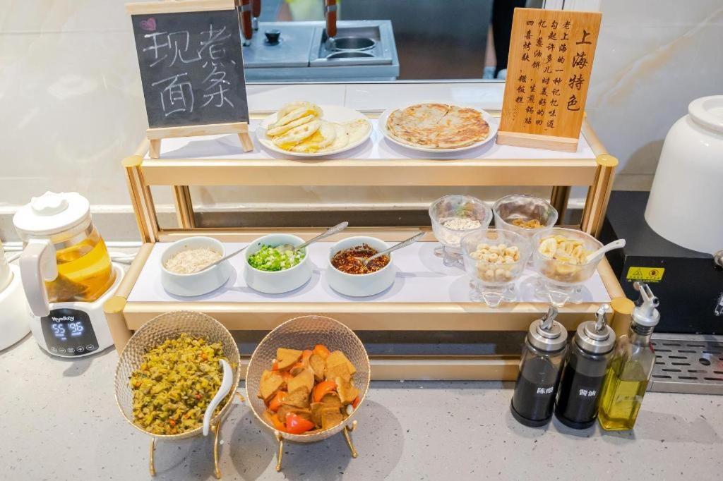 Hotel Yitel Hongqiao Railway Station National Convention And Exhibition Center Shanghai
